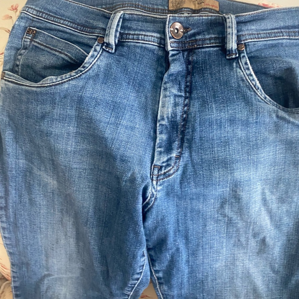 Sarar denim palladium great medium wash jeans size 36 x 34 excellent condition